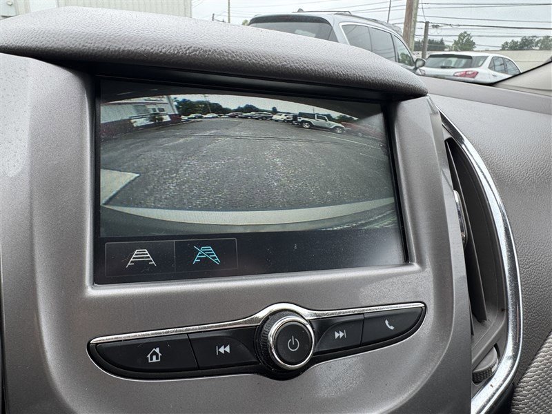 Used 2017 Chevrolet Cruze LT w/ Convenience Package image 19