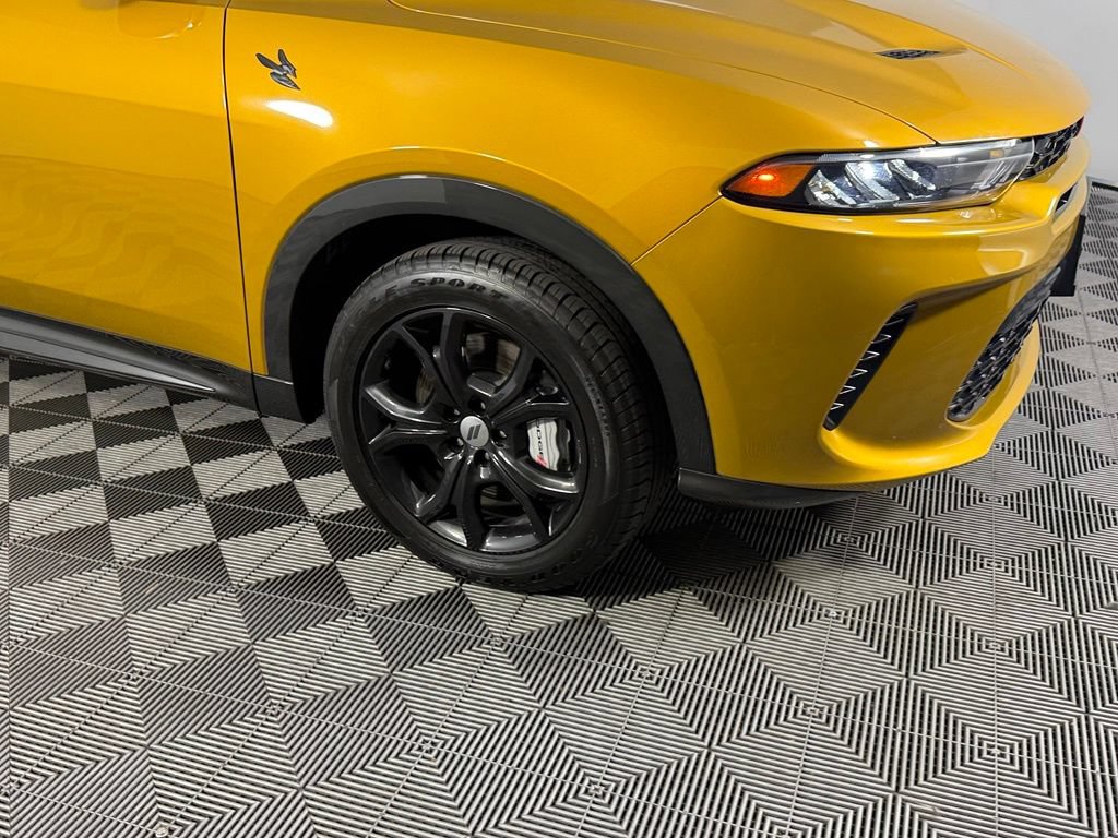 Used 2024 Dodge Hornet R/T Plus w/ R/T Blacktop Package AWD/4WD image 11