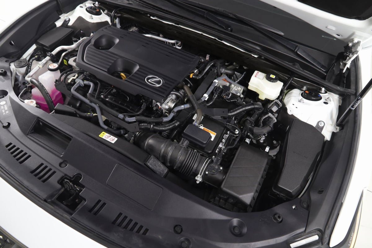 Used 2025 Lexus ES 300h F Sport w/ Accessory Package (Z1) image 21