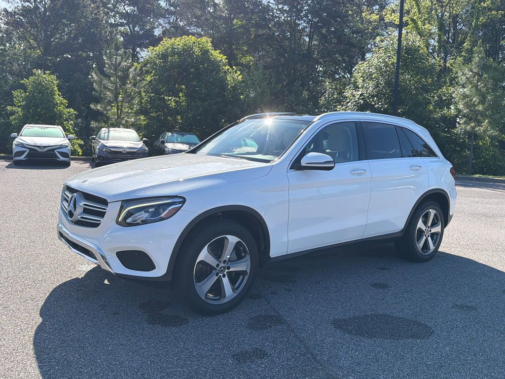 Used 2019 Mercedes-Benz GLC 300 4MATIC image 5