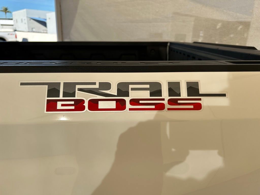 Used 2024 Chevrolet Silverado 1500 LT Trail Boss w/ Convenience Package II image 20