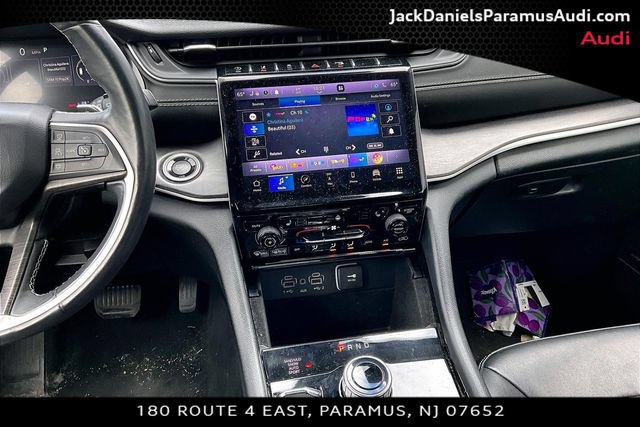 Used 2021 Jeep Grand Cherokee L Limited AWD/4WD image 6