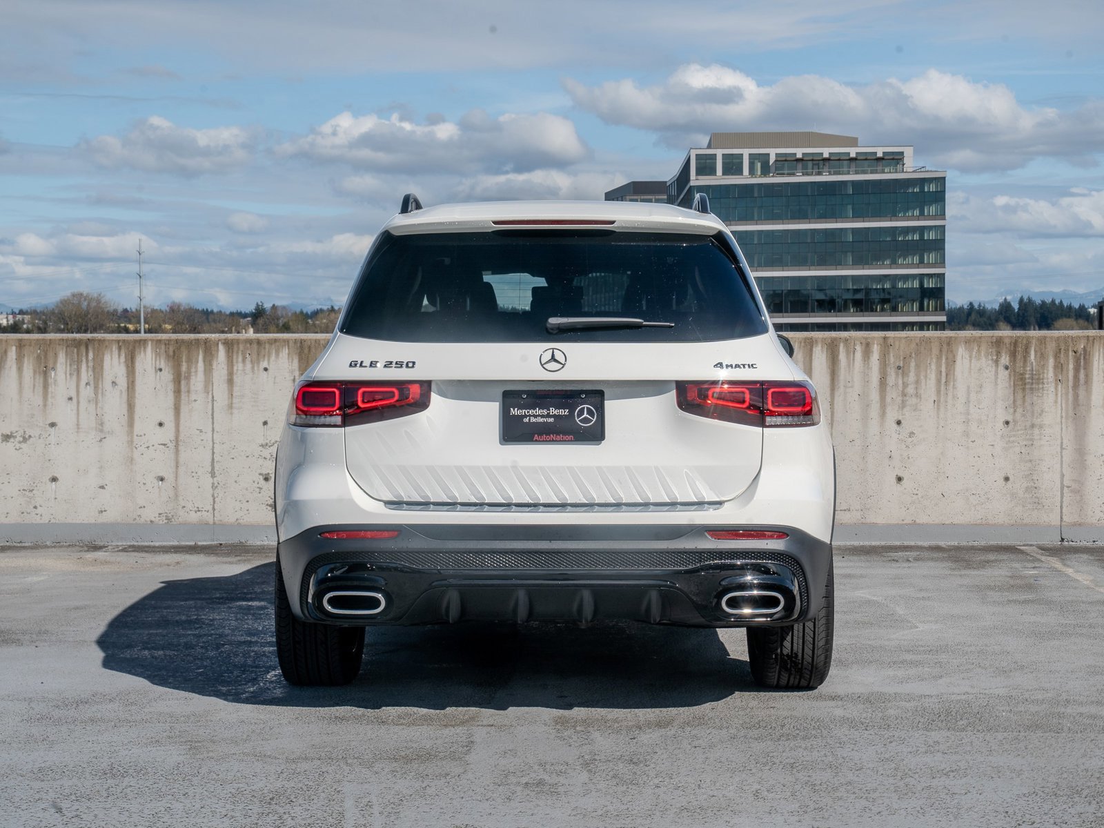 Certified 2023 Mercedes-Benz GLB 250 4MATIC image 4