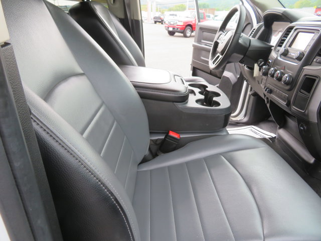 Used 2022 RAM 1500 Tradesman w/ Chrome Appearance Group image 18