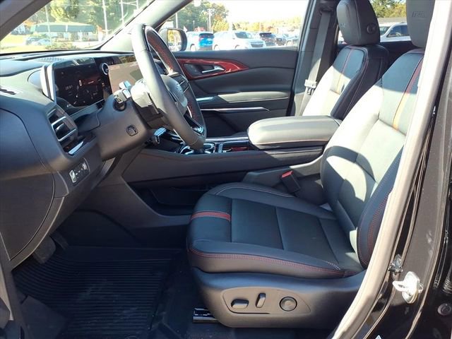 New 2026 Chevrolet Traverse RS w/ LPO, Floor Liner Package image 33