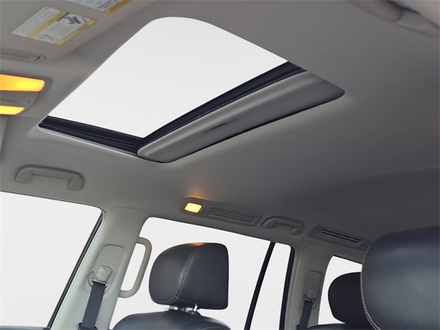 Used 2017 Nissan Armada Platinum w/ Captain Seat Package image 34