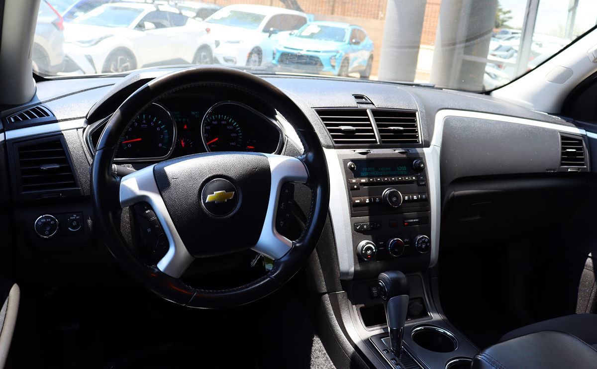 Used 2012 Chevrolet Traverse LT FWD image 37