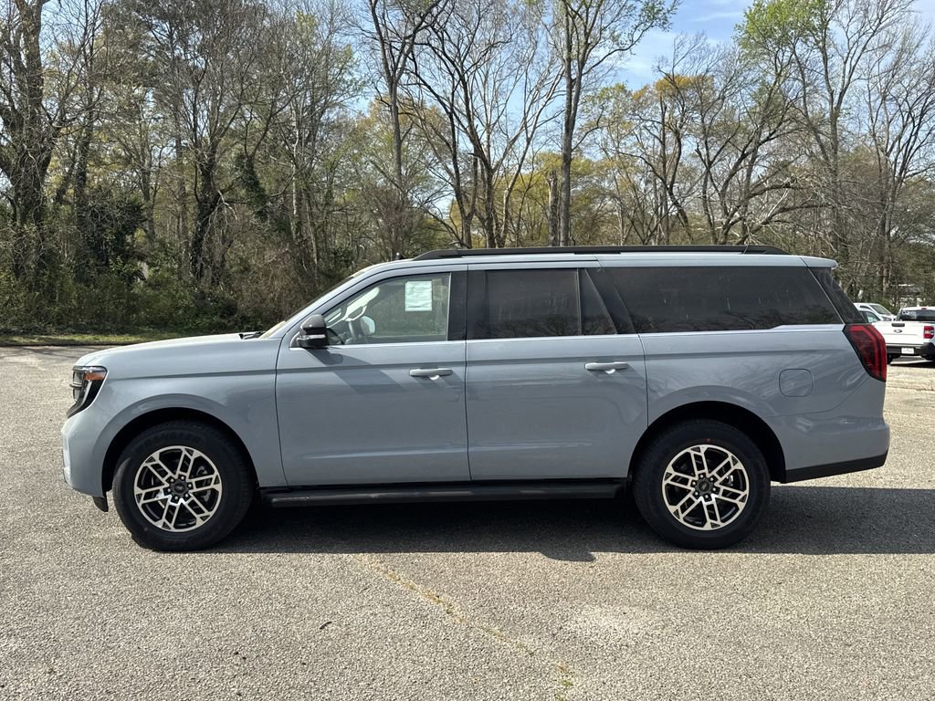 New 2026 Ford Expedition Max Active RWD image 4