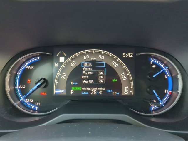 Used 2025 Toyota RAV4 XLE image 10