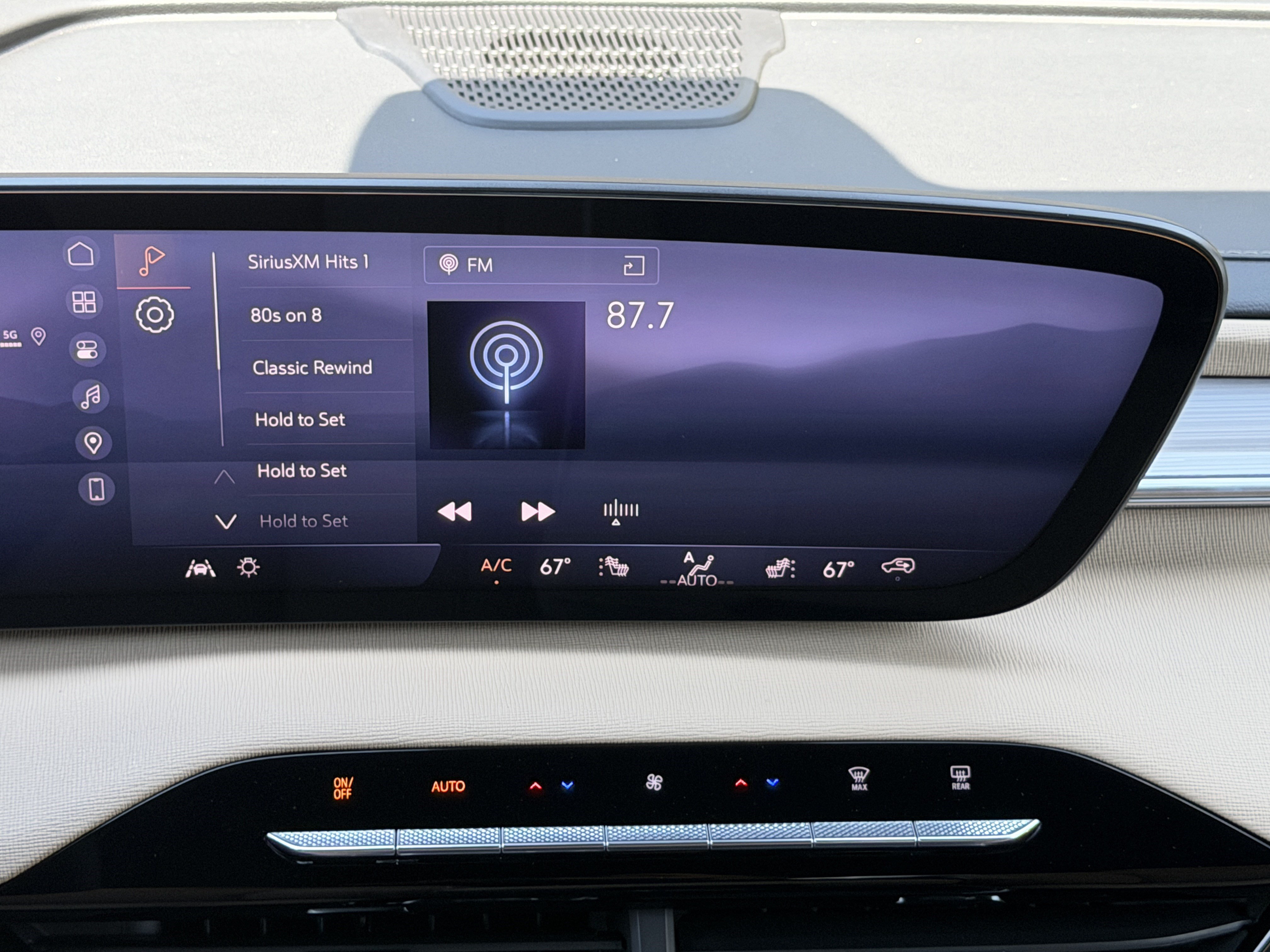 New 2027 Buick Enclave Preferred w/ Power Package FWD image 27