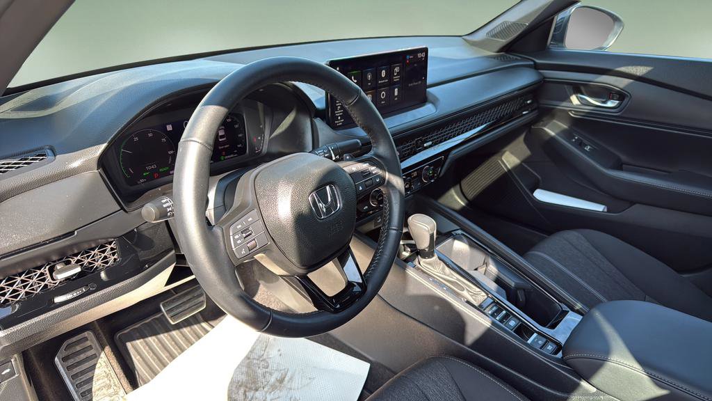Used 2023 Honda Accord Sport image 13