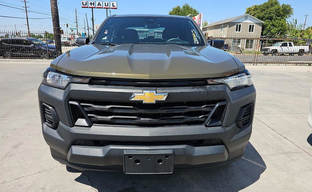Used 2023 Chevrolet Colorado W/T image 3