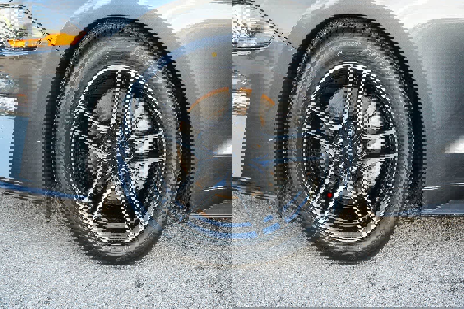 Used 2020 Ford Mustang Premium image 4