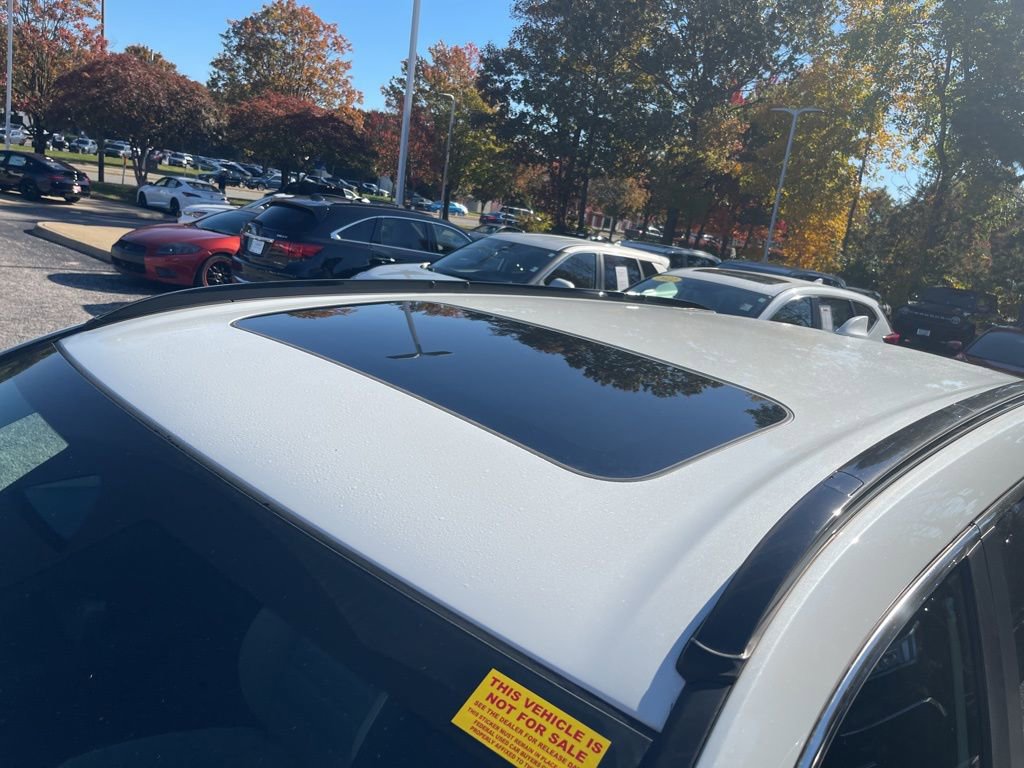 Used 2024 Honda CR-V Sport Touring image 10