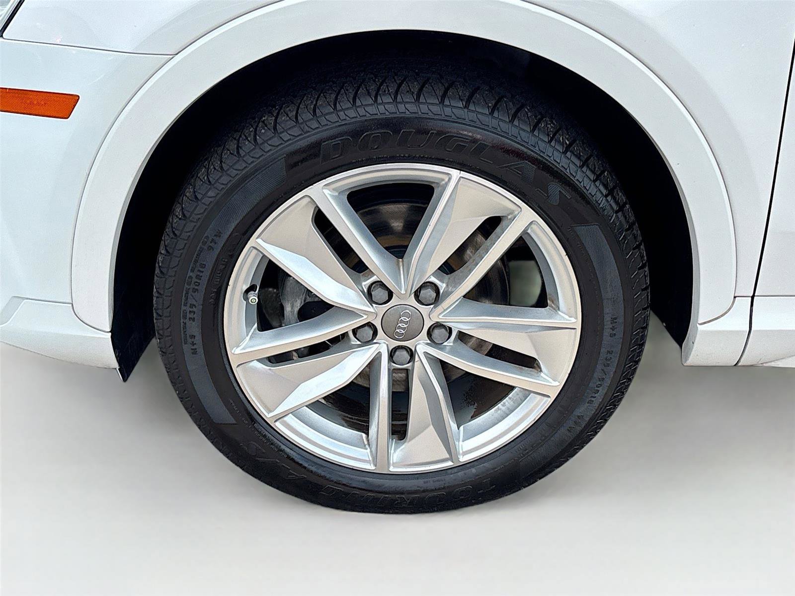 Used 2017 Audi Q3 2.0T Premium w/ Convenience Package FWD image 30