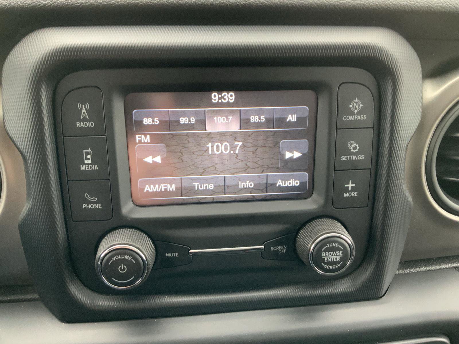 Used 2019 Jeep Wrangler Unlimited Sport S AWD/4WD image 33