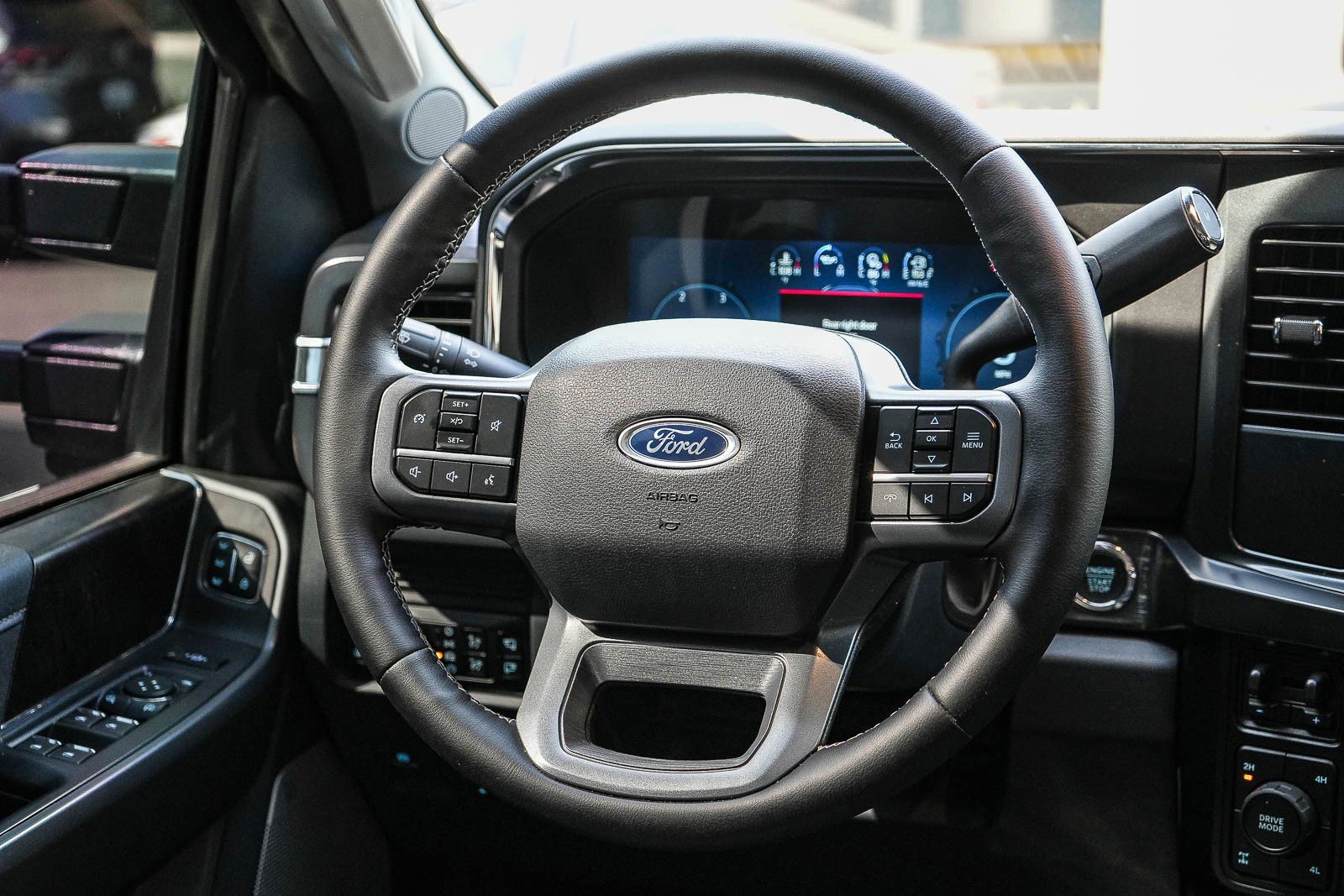 Used 2026 Ford F250 Lariat w/ Chrome Package AWD/4WD image 14
