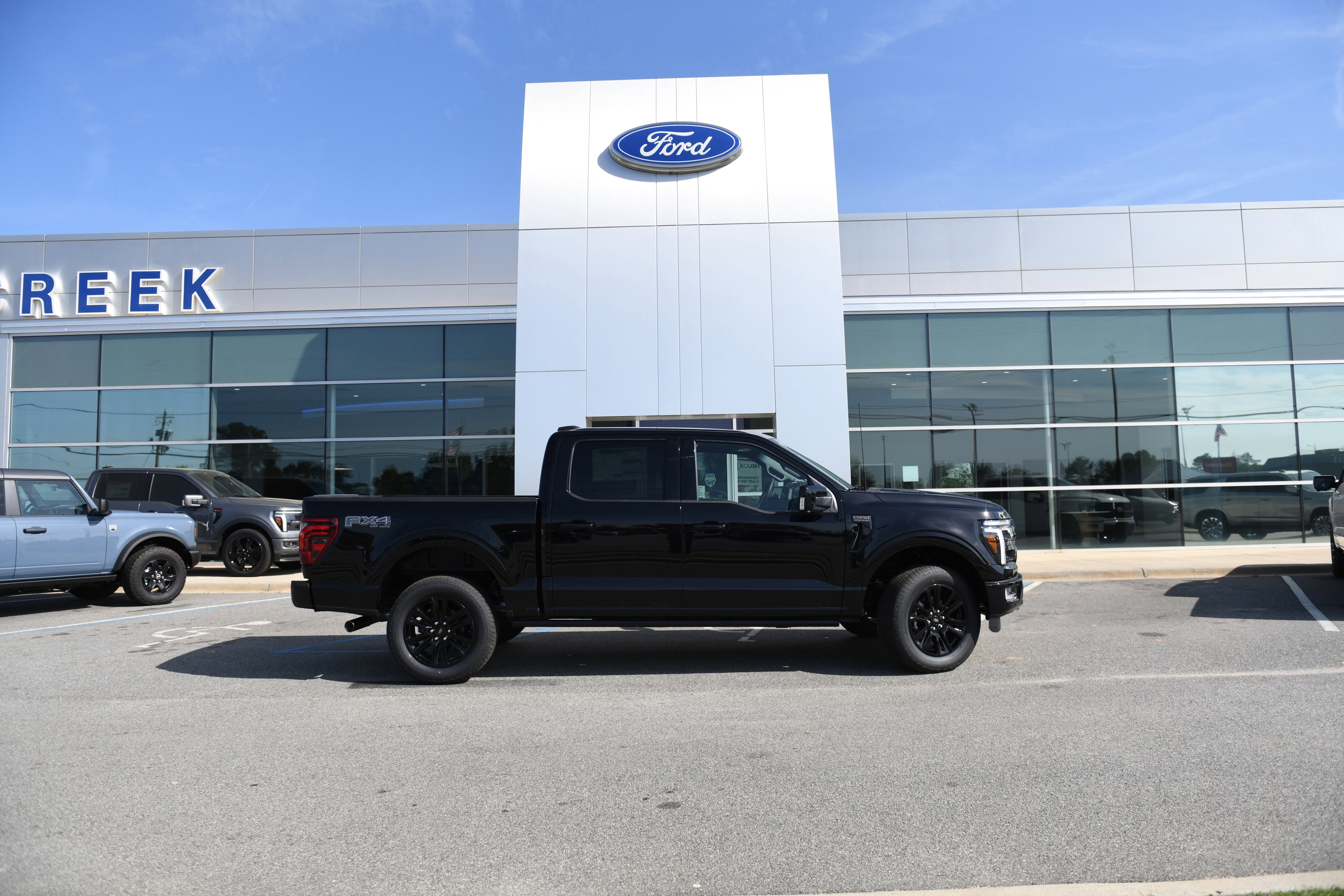 New 2026 Ford F150 Platinum image 2