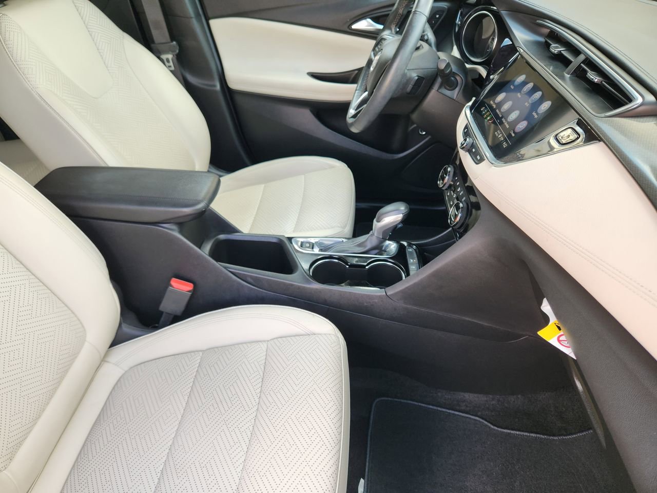 Used 2023 Buick Encore GX Essence w/ Experience Buick Package image 13