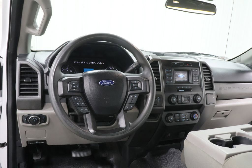 Used 2021 Ford F250 XL w/ Power Equipment Group RWD image 8
