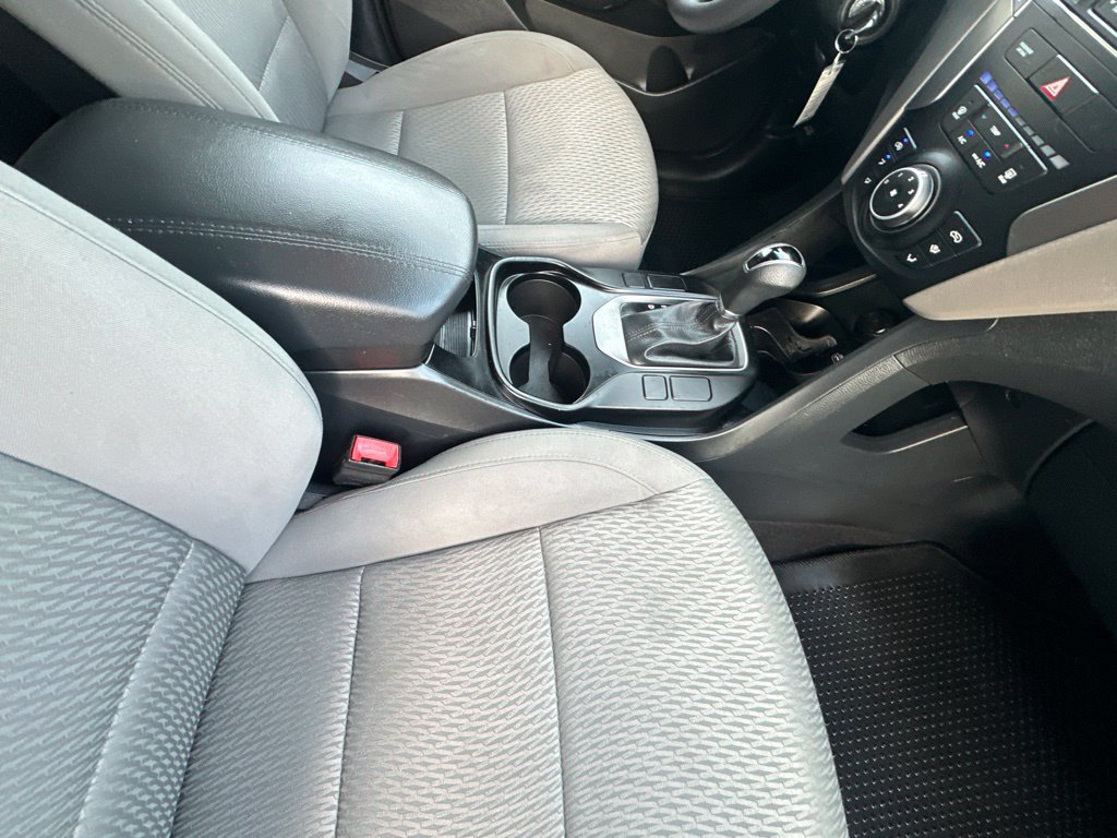 Used 2017 Hyundai Santa Fe Sport FWD image 37
