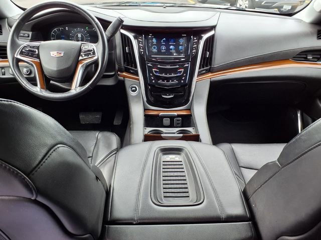 Used 2020 Cadillac Escalade Luxury image 12