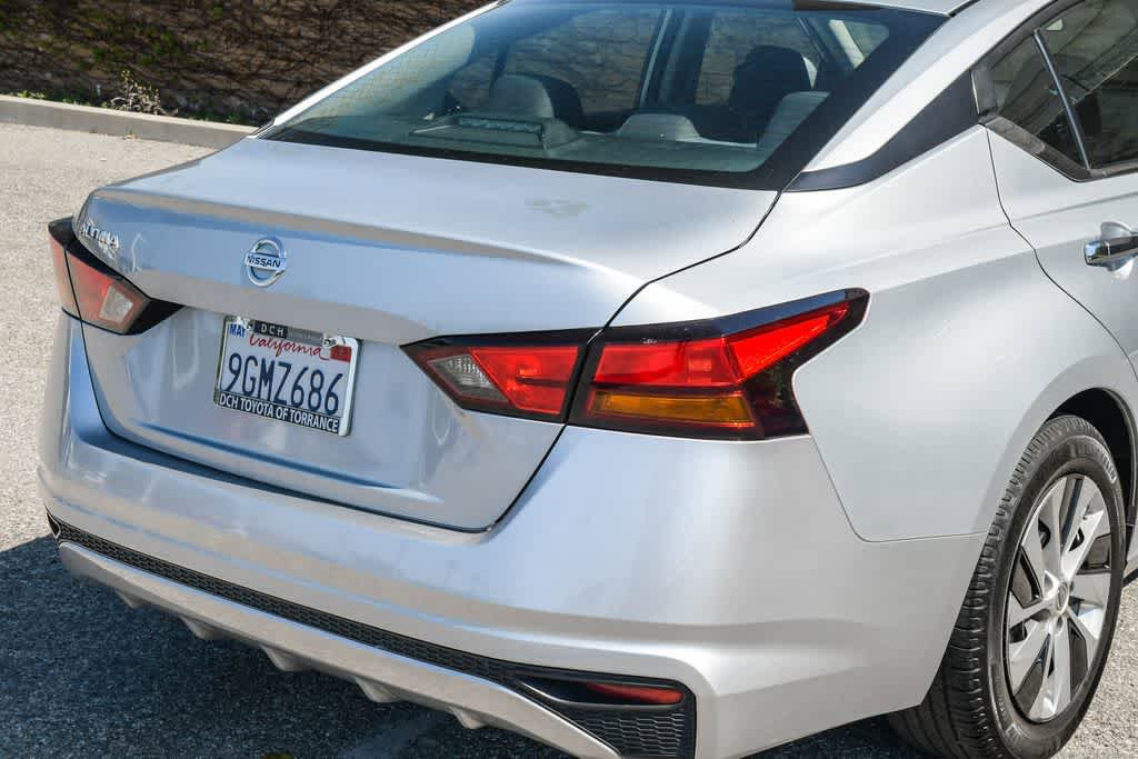 Used 2022 Nissan Altima 2.5 S FWD image 6
