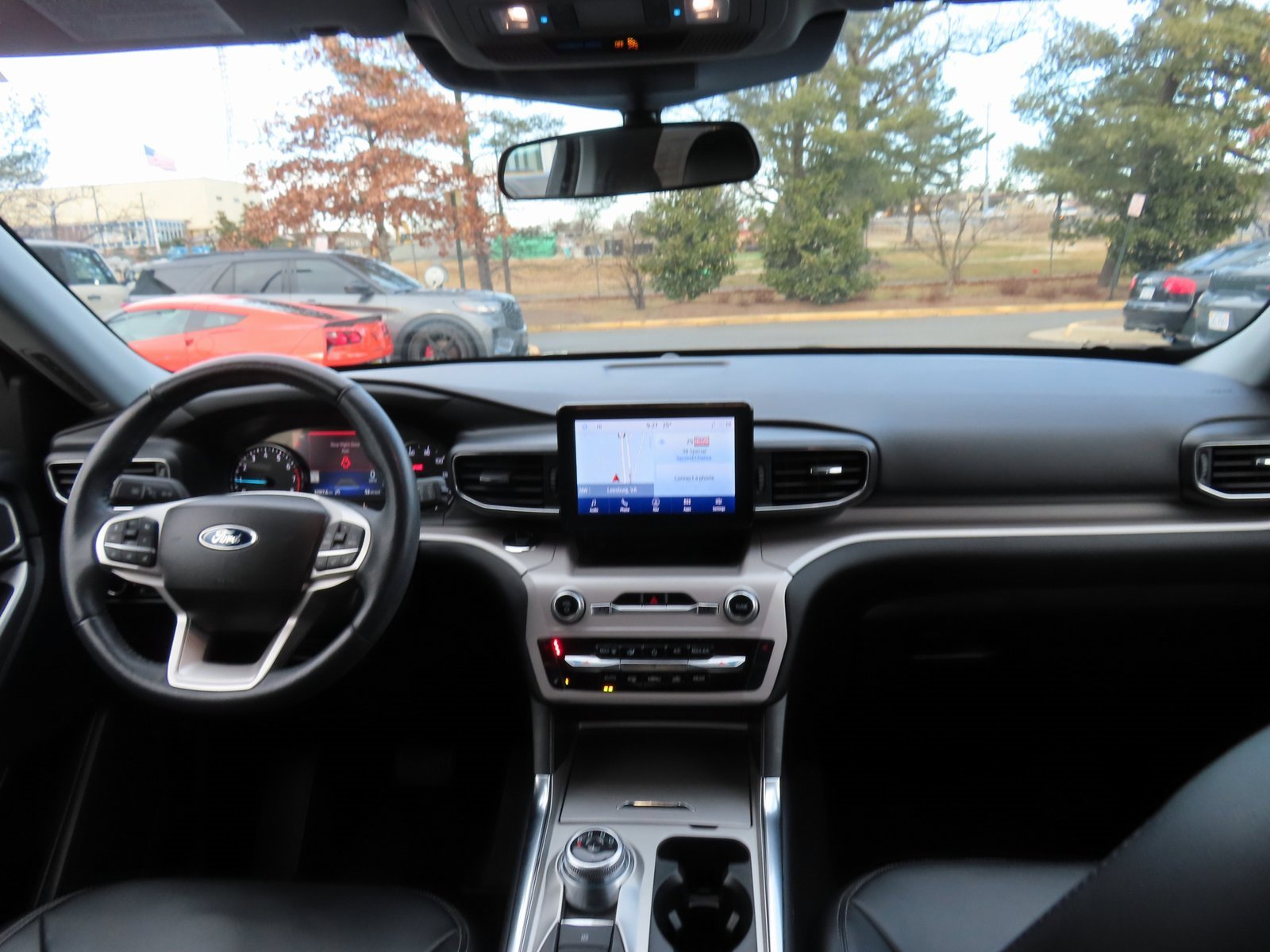 Used 2023 Ford Explorer XLT w/ Equipment Group 202A image 15