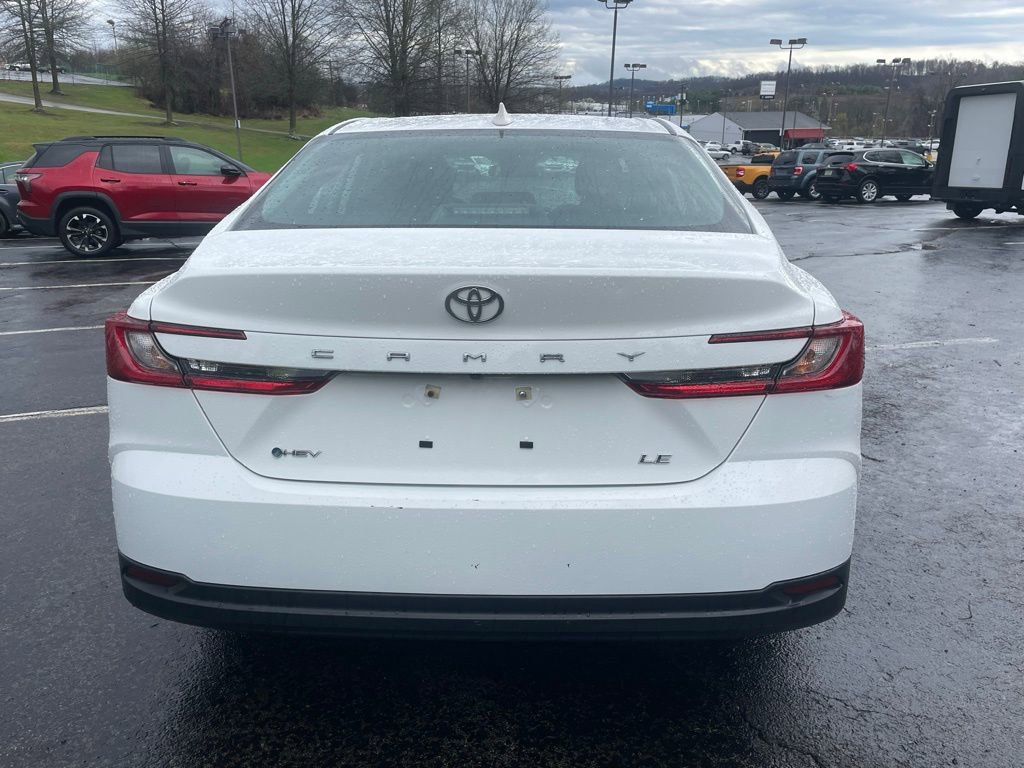 Used 2025 Toyota Camry LE FWD image 4