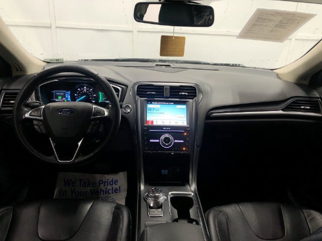 Used 2019 Ford Fusion Titanium FWD image 14