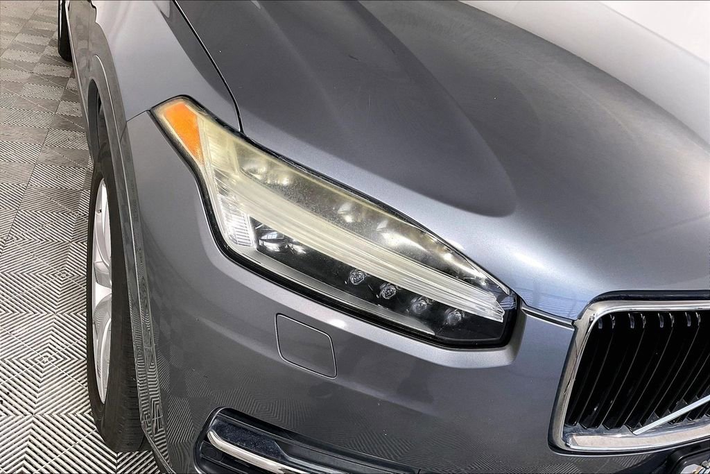 Used 2016 Volvo XC90 T6 Momentum w/ Momentum Plus Package AWD/4WD image 27