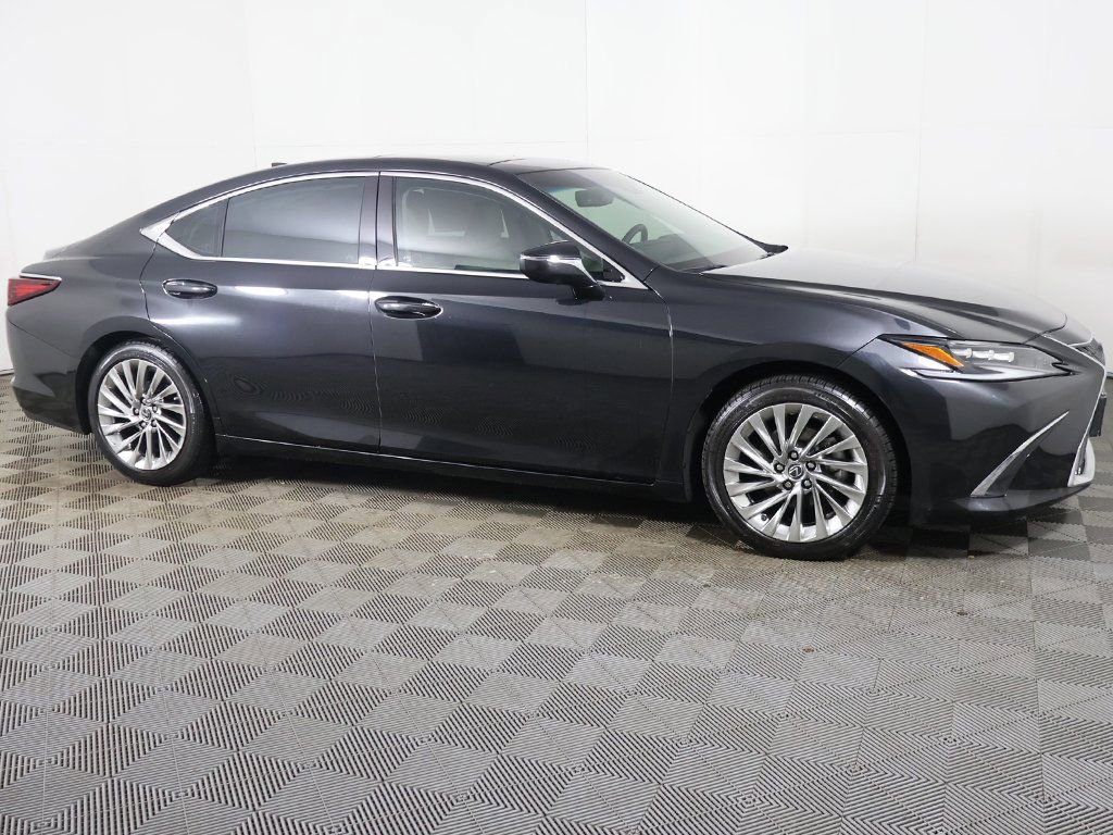 Used 2023 Lexus ES 350 w/ Ultra Luxury Package image 21
