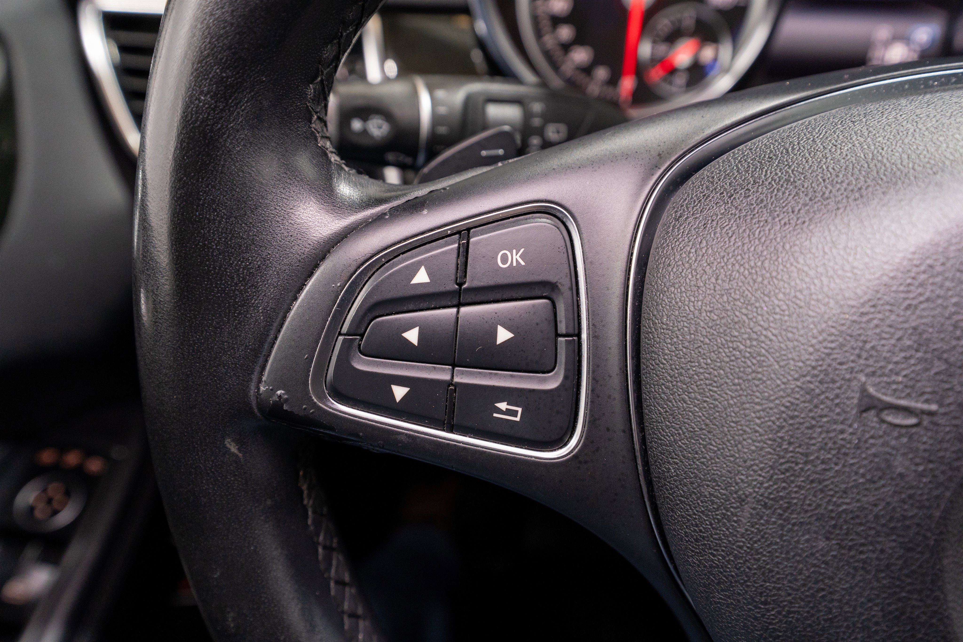 Used 2018 Mercedes-Benz GLE 350 image 29