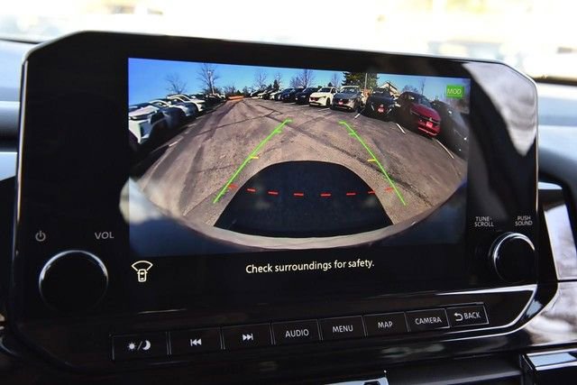 Certified 2025 Nissan Pathfinder SL w/ SL Premium Package image 16