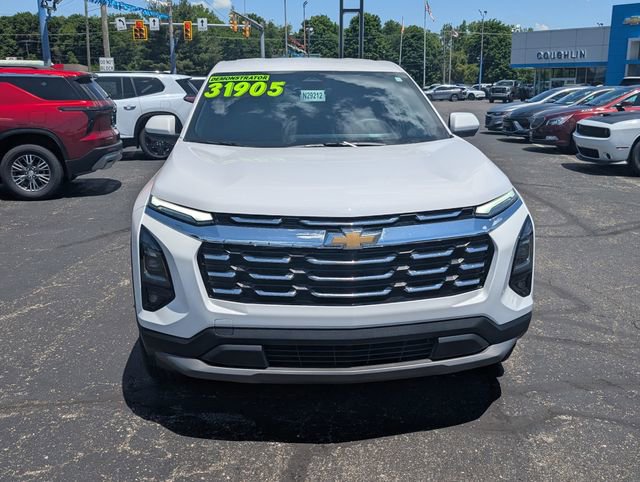 New 2026 Chevrolet Equinox LT w/ Convenience Package II FWD image 2