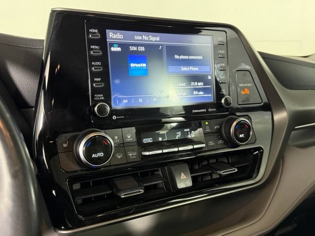 Used 2022 Toyota Highlander XLE FWD image 25