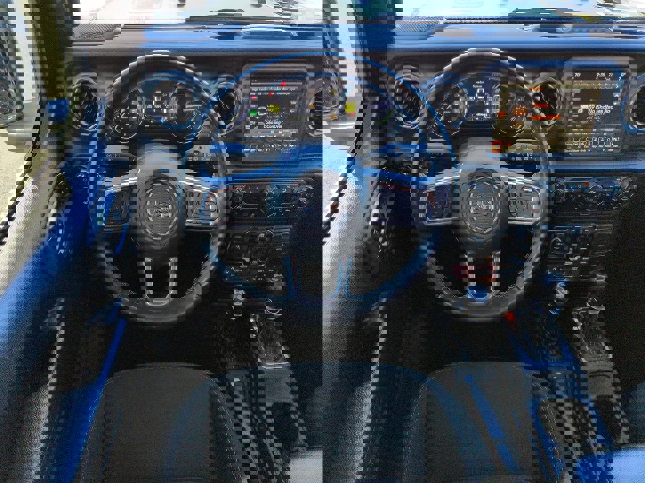 Used 2022 Jeep Wrangler Unlimited Rubicon 4xe w/ Cold Weather Group image 15