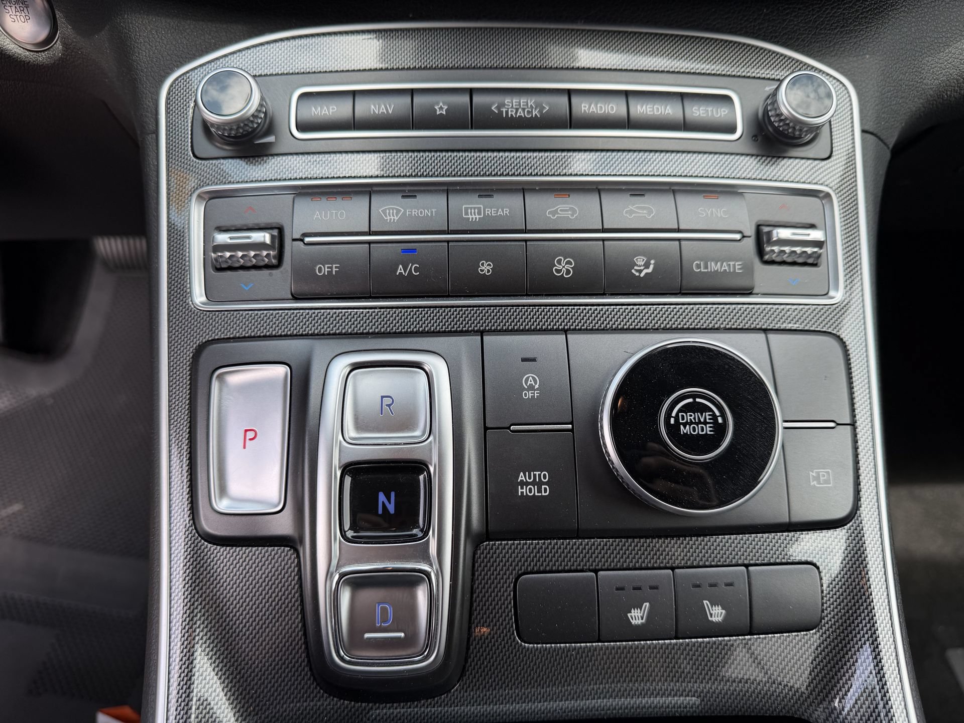 Used 2023 Hyundai Santa Fe SEL FWD image 6