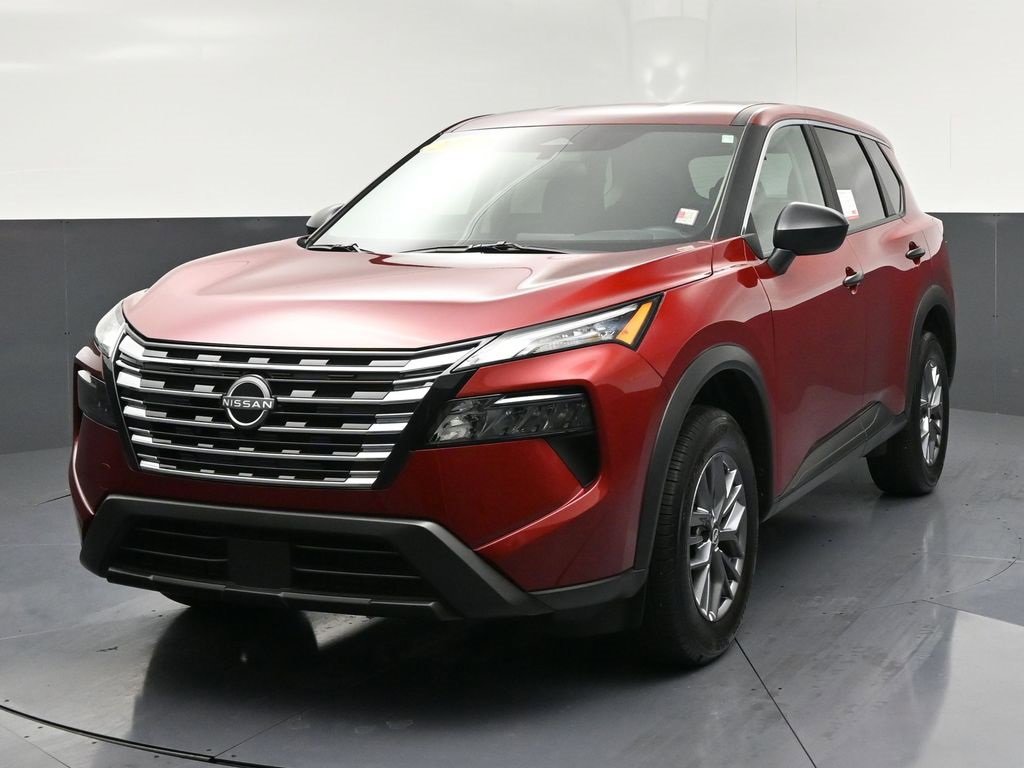 Certified 2025 Nissan Rogue S image 3