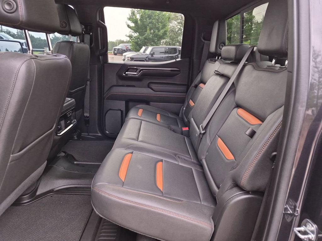 Used 2022 GMC Sierra 1500 AT4 w/ AT4 Premium Package AWD/4WD image 34