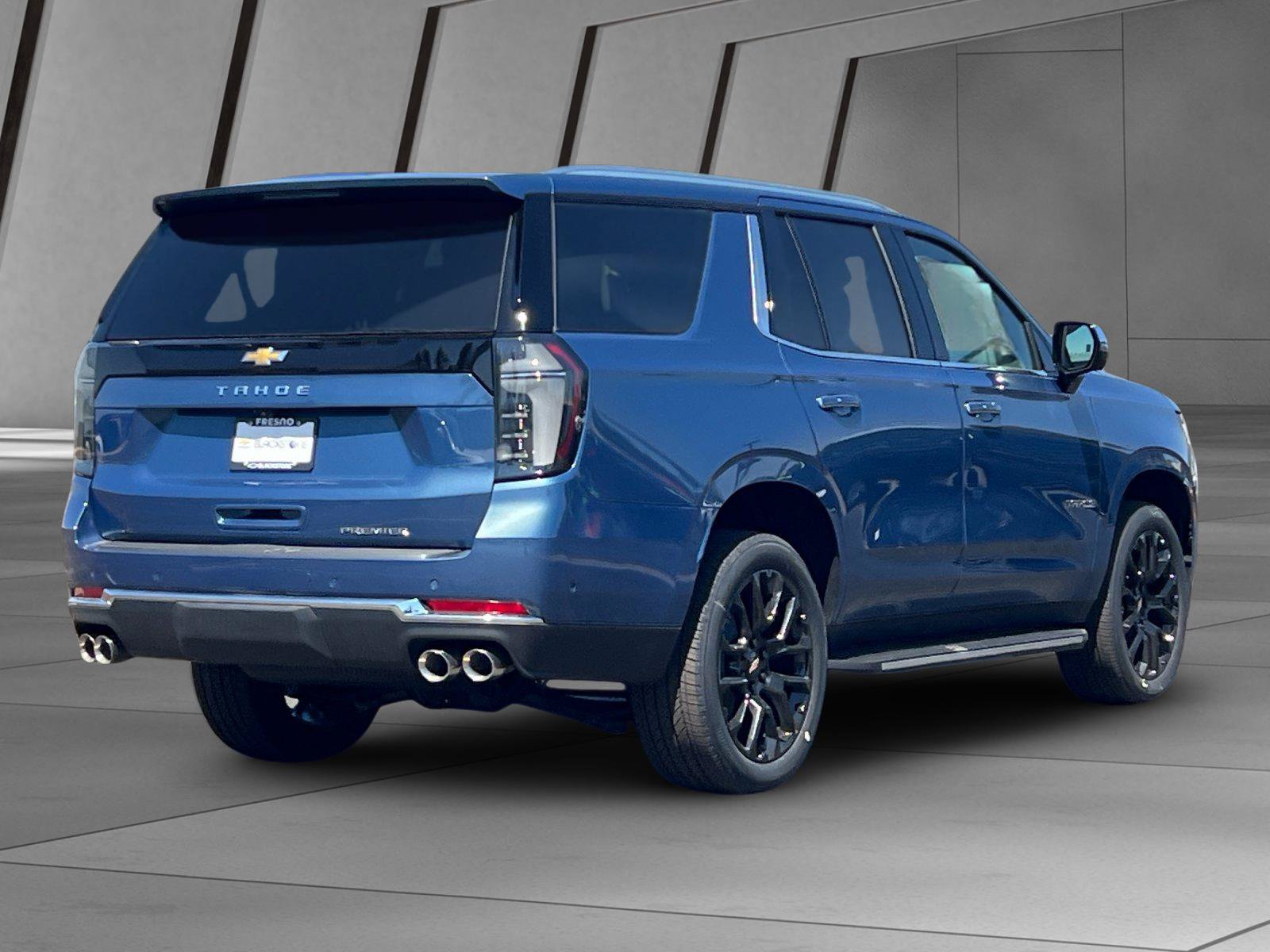New 2026 Chevrolet Tahoe Premier w/ Sun And Tow Package AWD/4WD image 4