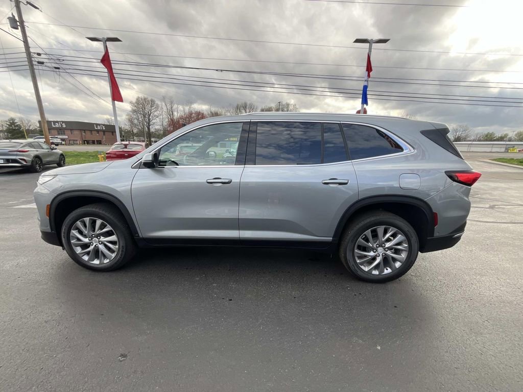 Certified 2025 Buick Enclave Preferred w/ Super Cruise Package image 4