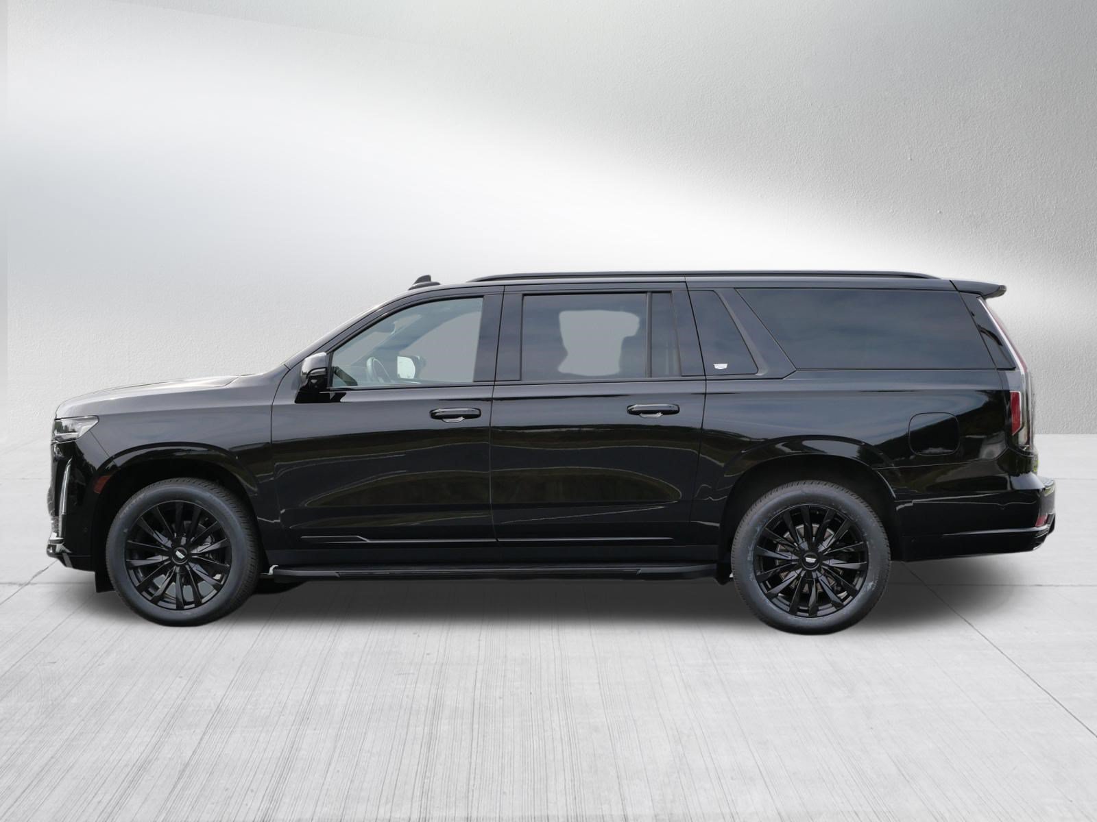 Certified 2023 Cadillac Escalade ESV Premium Luxury w/ Performance Package AWD/4WD image 3