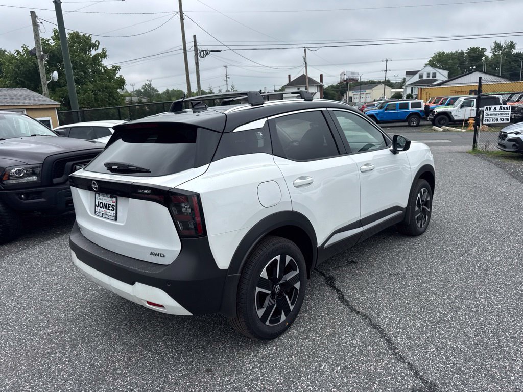 New 2026 Nissan Kicks SV w/ Interior Electronics Package AWD/4WD image 5