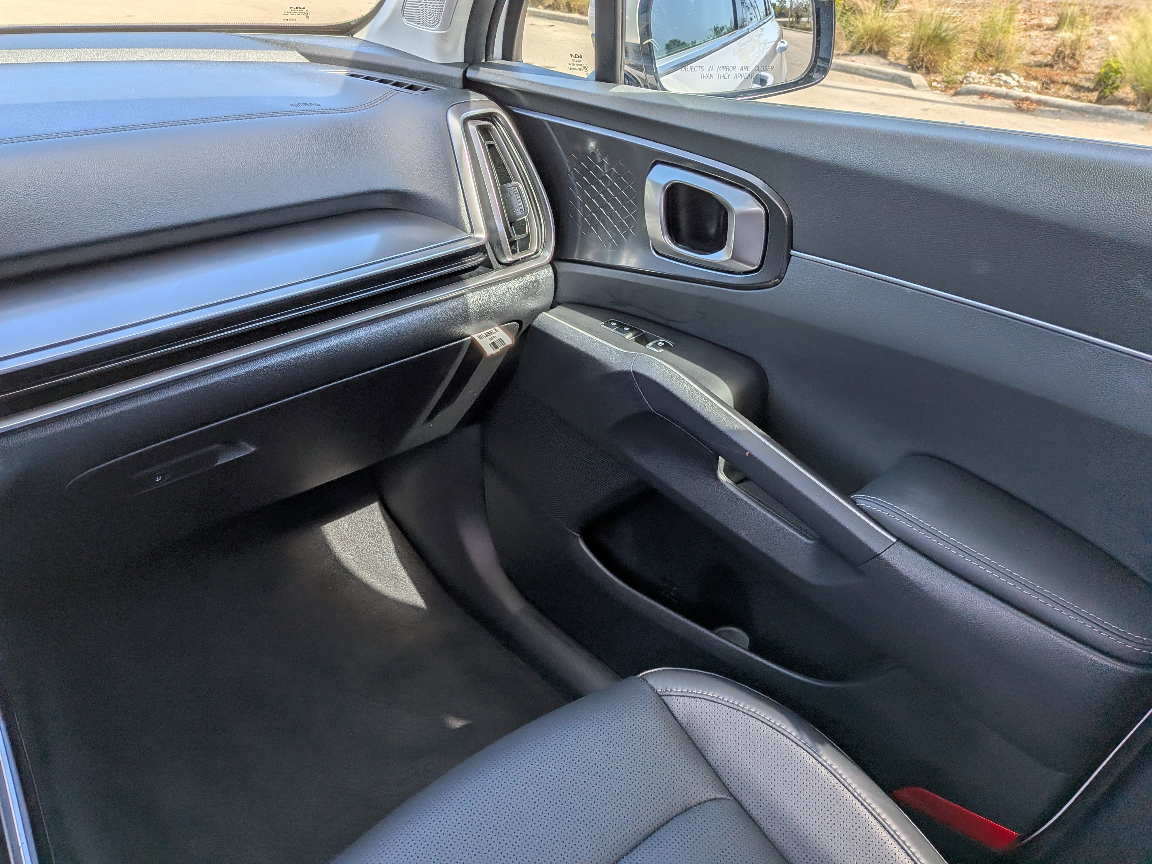 Certified 2025 Kia Sorento S image 22