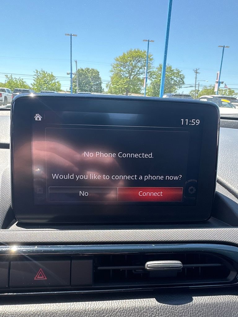 Used 2018 MAZDA MX-5 Miata RF Club RWD image 11
