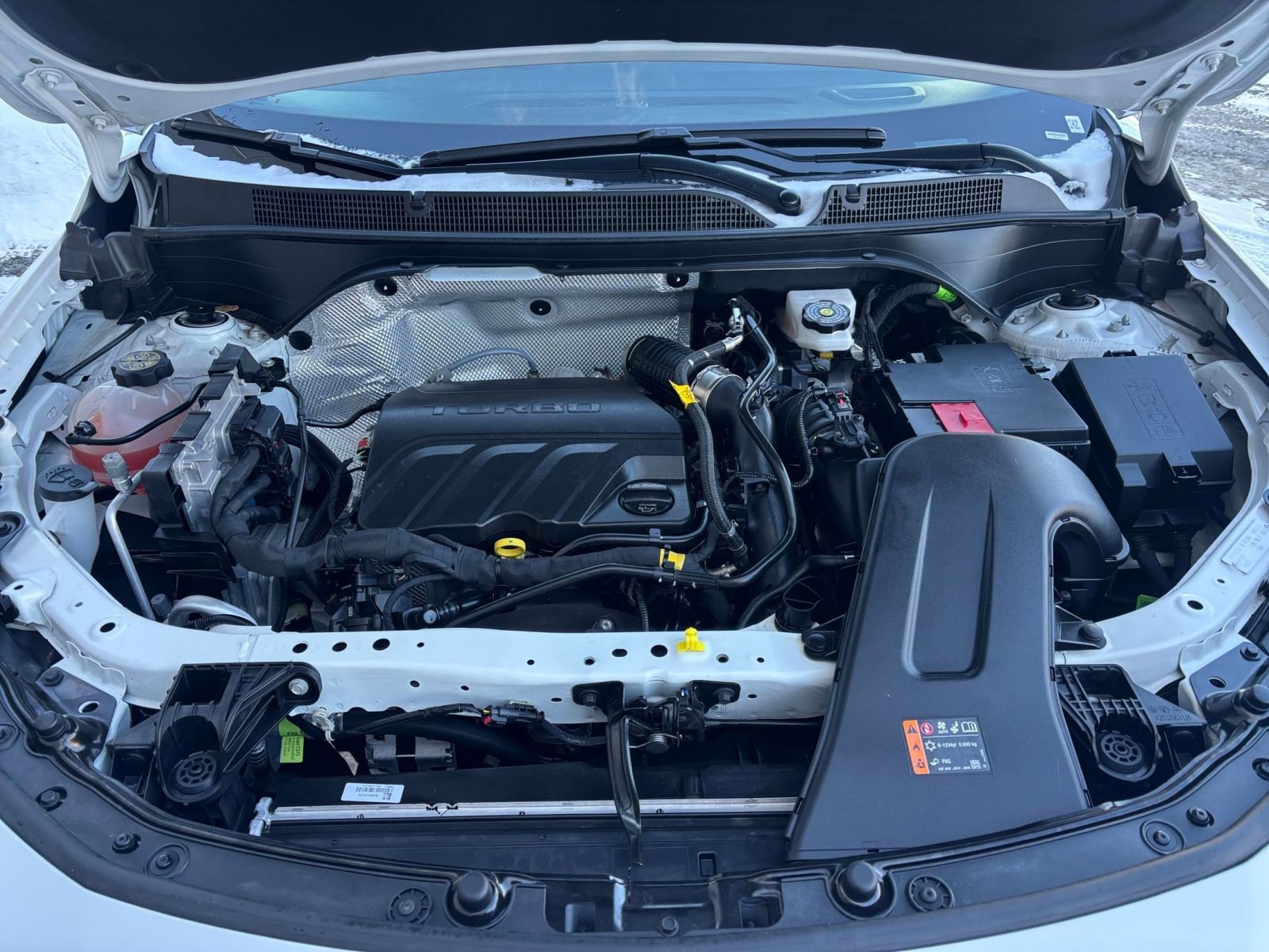 Used 2025 Buick Envista Sport Touring image 28