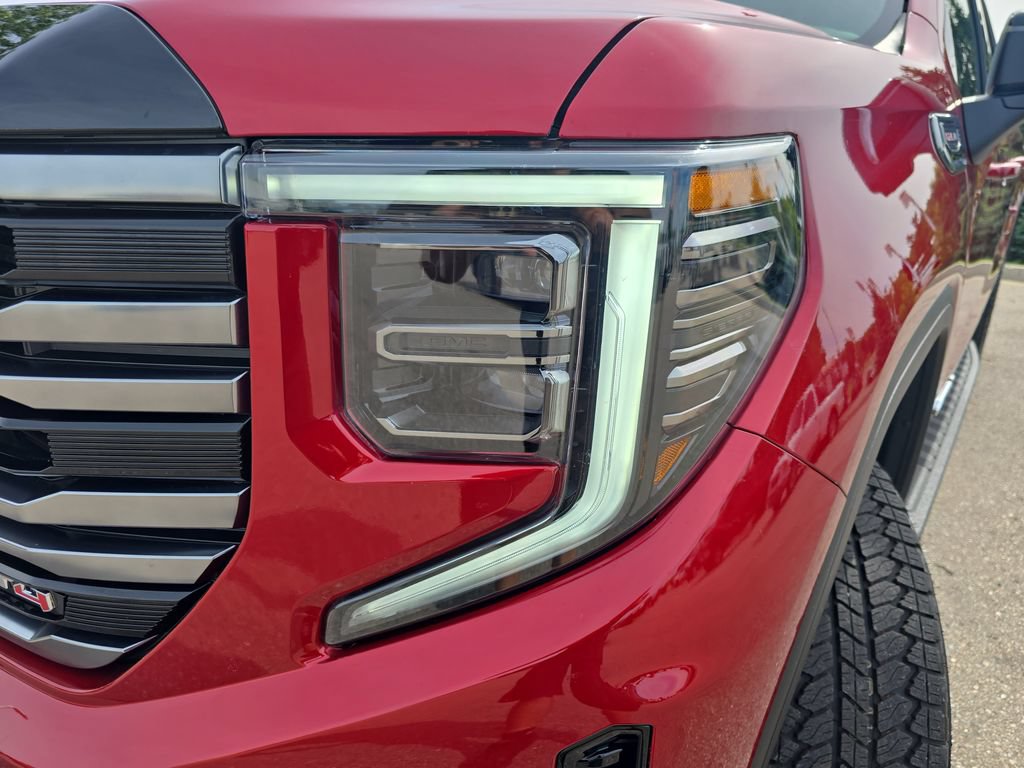 Used 2026 GMC Sierra 1500 AT4 w/ AT4 Premium Package AWD/4WD image 34
