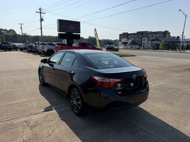 Used 2015 Toyota Corolla LE FWD image 6
