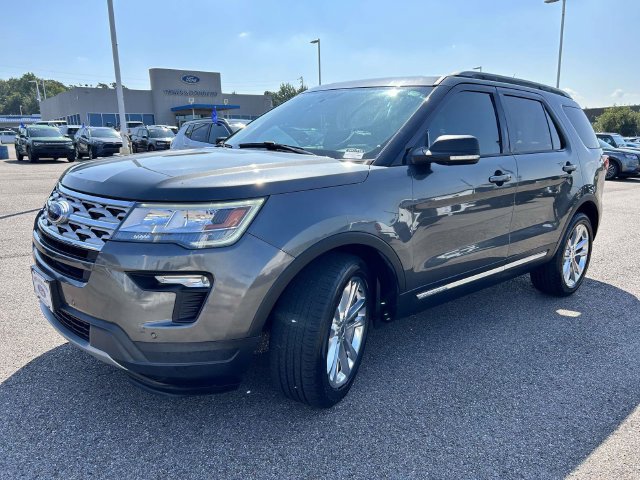 Certified 2019 Ford Explorer XLT w/ Equipment Group 202A FWD image 31
